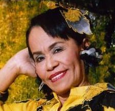 Pacquiao family celeb circus growing around RH Bill