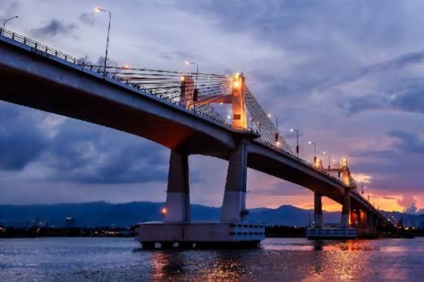 Senators in oligarchs’ pockets a serious roadblock to reforms needed to attract more foreign investment