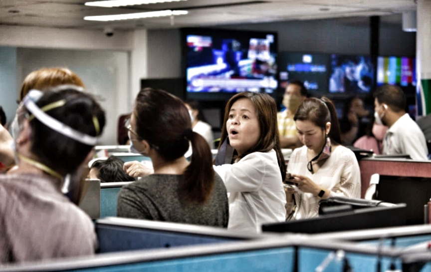 Today’s crooked Filipino “journalists” do a disservice to the Filipino public by delivering mediocre and DISHONEST work